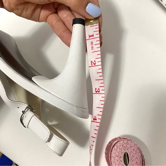 Stuart Weitzman Slingback Heels size 9.5 - Picture 8 of 8